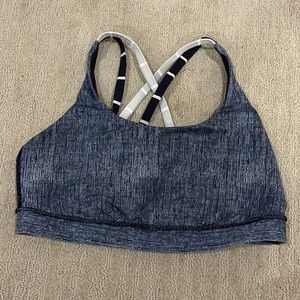 Lululemon sports bra